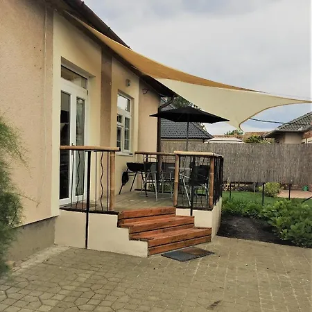 The Gina Gubor House Holiday home